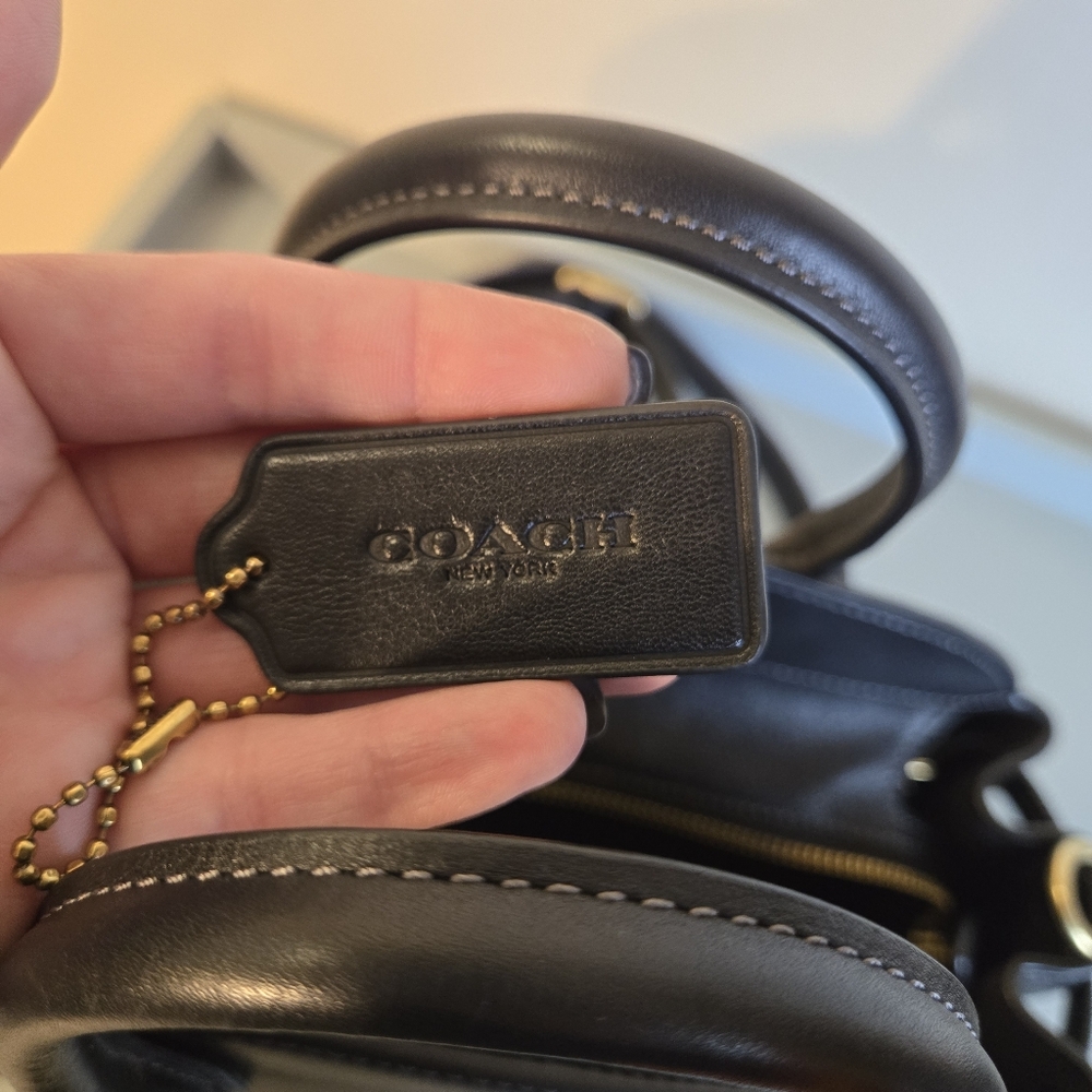 Coach Empire 28 Black Leather - Picture 11 of 13